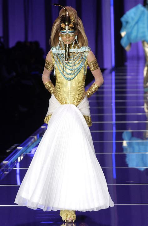 spring 2004 dior couture collection|christian dior haute couture.